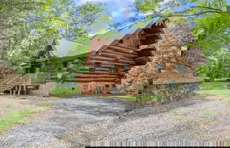 Foto 1 - Ridge Views - Private Mountain Top Cabin 2 Bedroom Cabin by Heavenly Views Resort