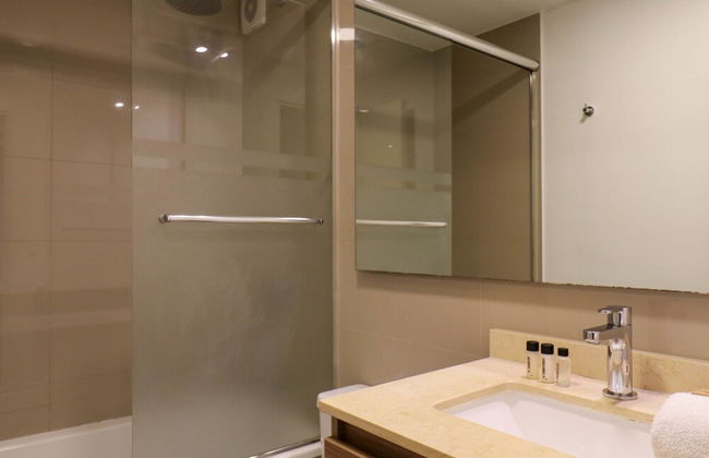 w Breezy 2BR in Luxury Building in Barranco - Photo 13