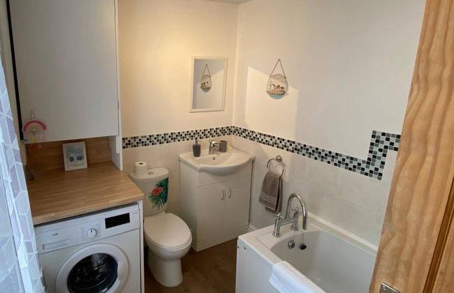 Beachfront Bolthole With Seaview in Idyllic Hythe - Foto 8