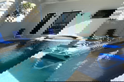 Foto 18 - Once Upon A Tide ~ Private Gulf Front Pool Home In Paradise 4 Bedroom Home by RedAwning