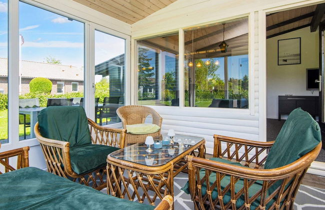 6 Person Holiday Home in Tarm - Foto 9