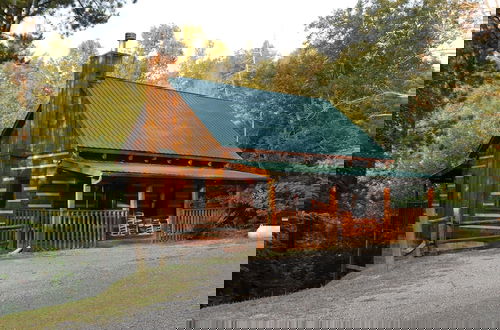 Foto 1 - Mountain Lake Getaway - Great Location! 1 Bedroom Cabin by RedAwning