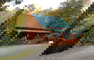 Foto 1 - Mountain Lake Getaway - Great Location! 1 Bedroom Cabin by RedAwning