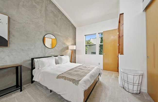New York Style Penthouse in the Heart of the City - Photo 29
