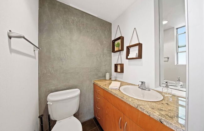 New York Style Penthouse in the Heart of the City - Photo 2