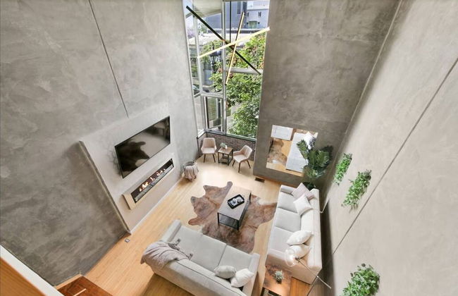 New York Style Penthouse in the Heart of the City - Photo 8