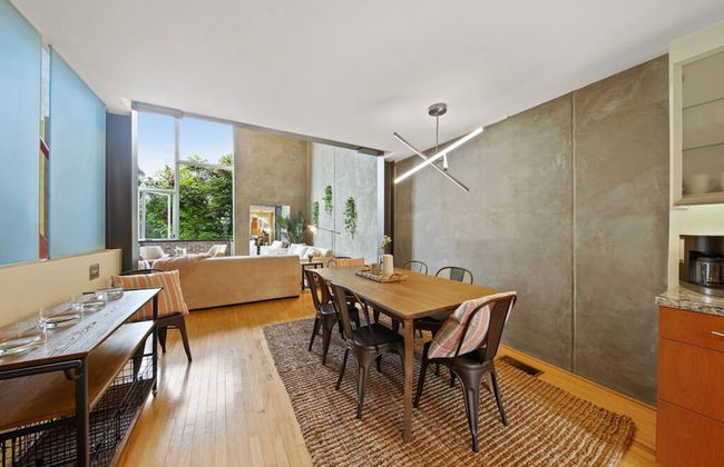 New York Style Penthouse in the Heart of the City - Photo 11