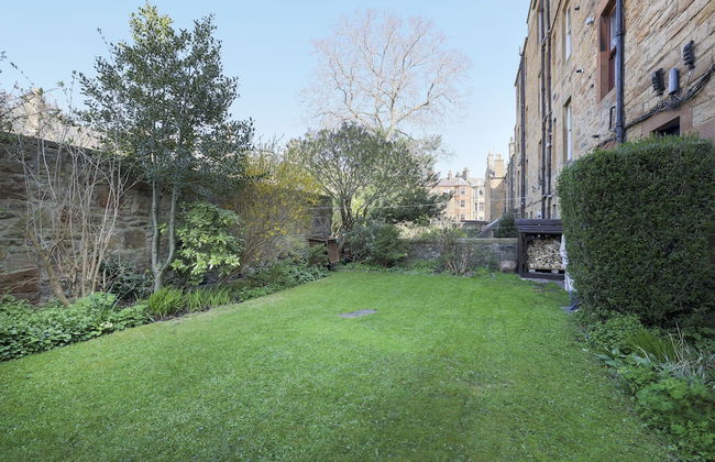 JOIVY Gorgeous 1-Bed Flat With A Shared Garden - Foto 1