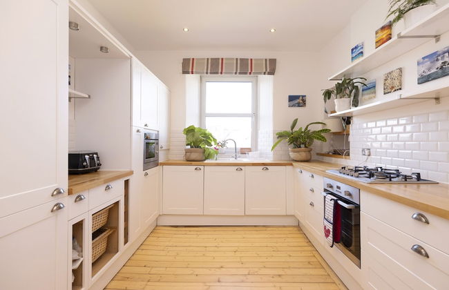 JOIVY Gorgeous 1-Bed Flat With A Shared Garden - Foto 8