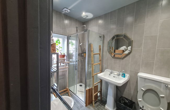 Beautifully Decorated 1-bed Apartment in Sale - Foto 14