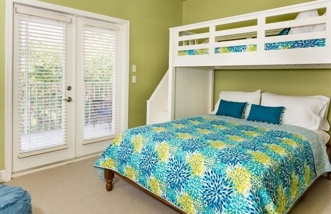 Conch 4 Bedroom Townhouse by RedAwning - Photo 6