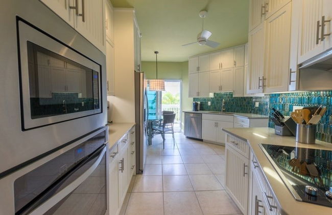 Conch 4 Bedroom Townhouse by RedAwning - Photo 11