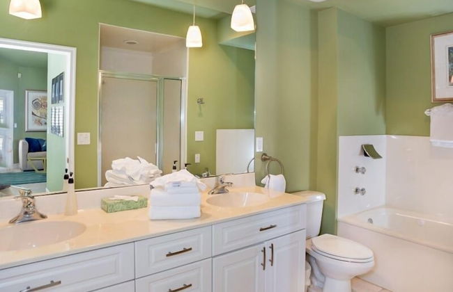 Conch 4 Bedroom Townhouse by RedAwning - Photo 16