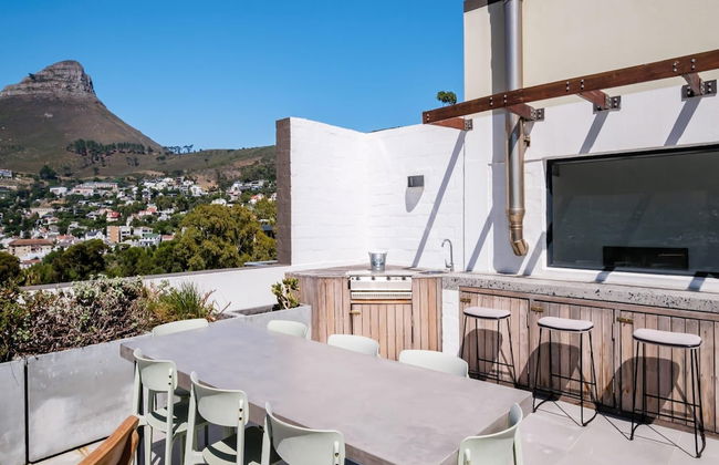 Penthouse w Table Mountain Views Pride View - Photo 19