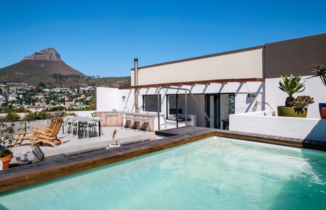Penthouse w Table Mountain Views Pride View - Photo 32