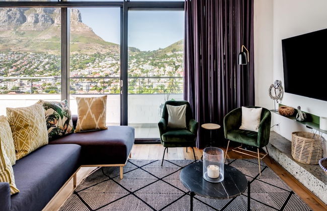 Penthouse w Table Mountain Views Pride View - Photo 21
