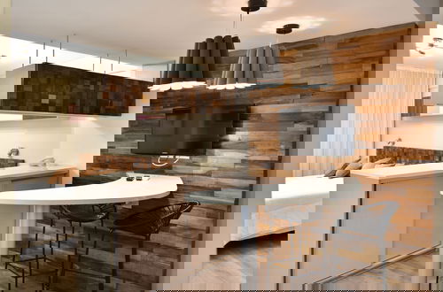 Photo 5 - Syrah Suites