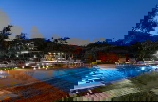 Photo 1 - Borgo Isasco