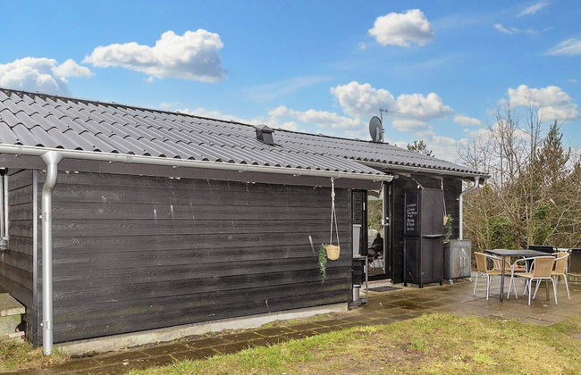 4 Person Holiday Home in Logstor - Foto 13