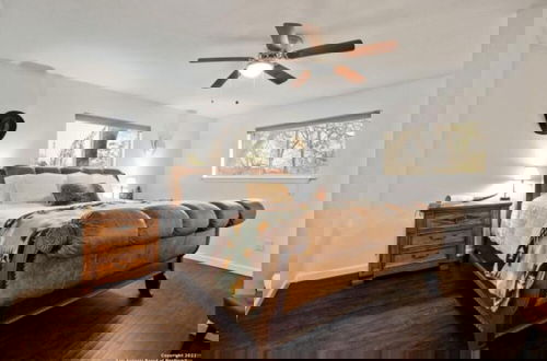 Photo 16 - Experience Serenity in a 4BR 3BA Downtown Home