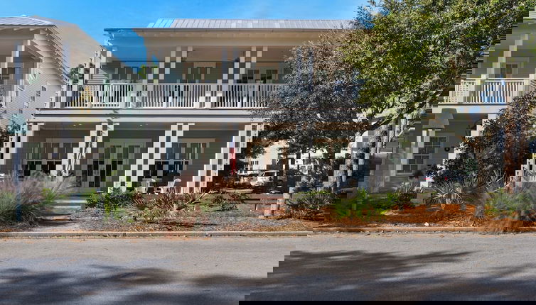 Foto 1 - Access to Watercolor Pools & Beach Club - 4-bedroom Beach Oasis - Sleeps 12