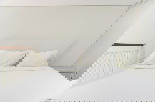 Foto 5 - Good Deal Studio Loft At Nifarro Park Apartment