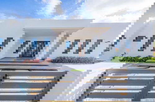 Foto 16 - Brand New Modern Villa w 3BR 2 5BA Privatepool