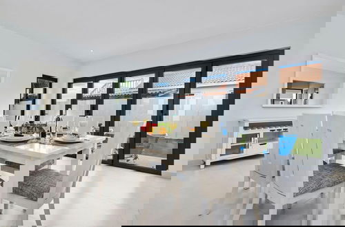 Foto 4 - Brand New Modern Villa w 3BR 2 5BA Privatepool