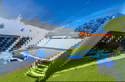 Foto 13 - Brand New Modern Villa w 3BR 2 5BA Privatepool