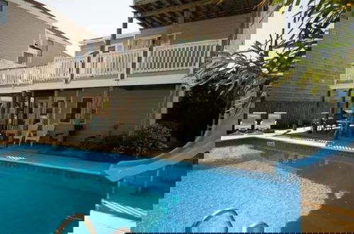 Photo 3 - Enjoy Sunny Daze Private Pool Walk to Beach