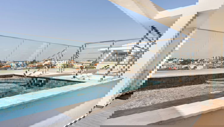 Foto 1 - YAMAS Urban Living Zakaki Pool Penthouses