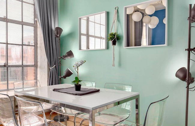 Loft Living in the Trendy Warehouse District - Foto 18
