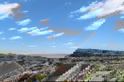 Photo 3 - Saltdean Seaview 1 and Free Parking by My Getaways