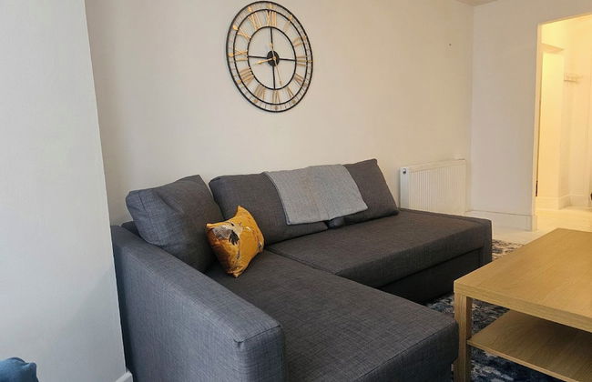 Seaside Haven Coastal Comfort 200m from the Beach - Foto 17