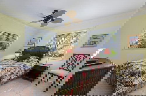 Foto 7 - Island Haven 2 Bedroom Home by RedAwning