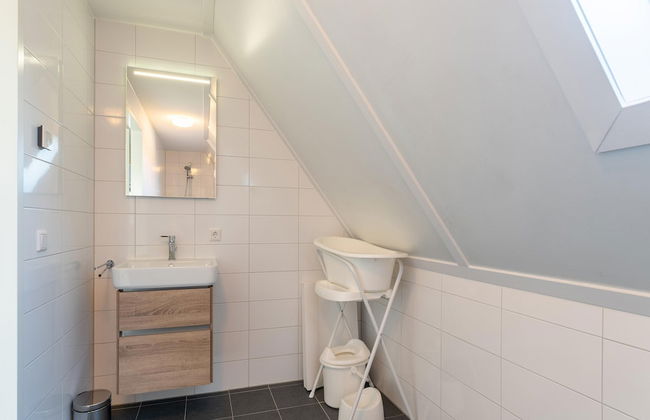Beautiful Holiday Home in Scherpenisse With Charming Terrace - Foto 70