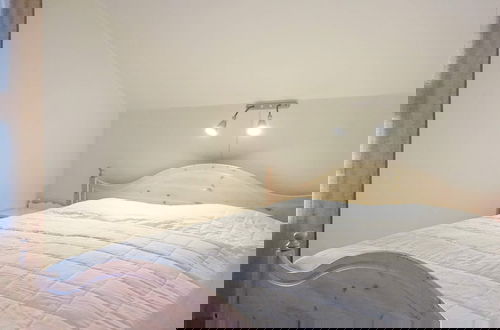 Photo 16 - 6 Person Holiday Home in Kungshamn