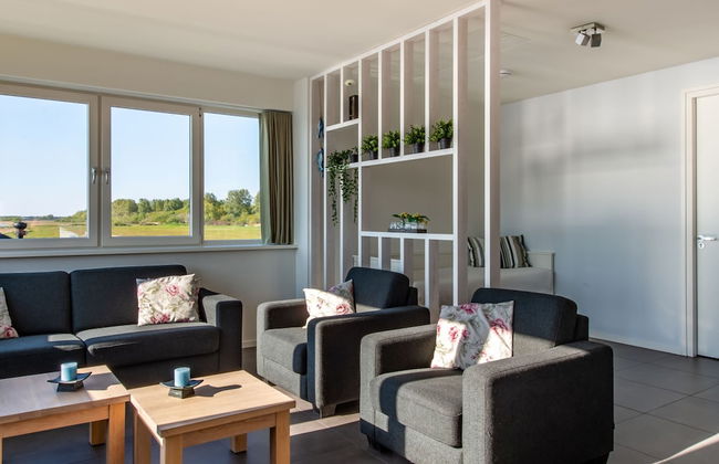 Waterfront Penthouse With Roof Terrace and Private Jetty - Foto 27