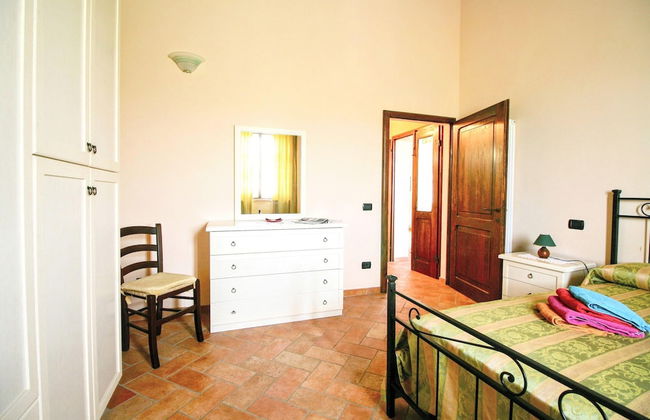 Lovely Farmhouse in Asciano With Swimming Pool - Foto 18