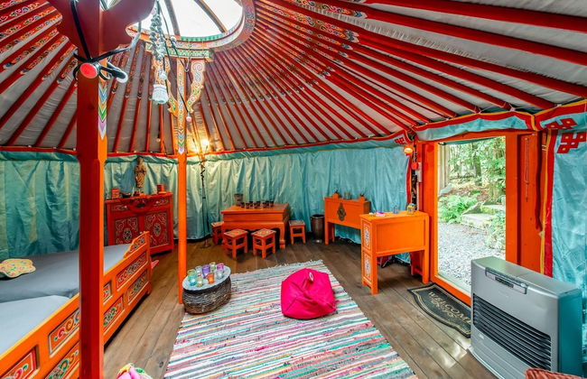Lively Holiday Home With Garden - Foto 7