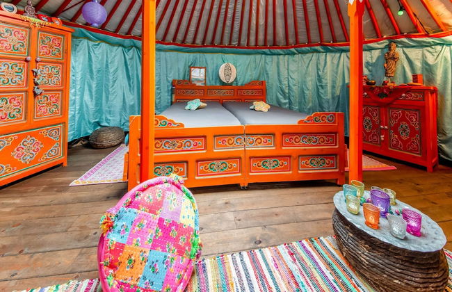 Lively Holiday Home With Garden - Foto 8