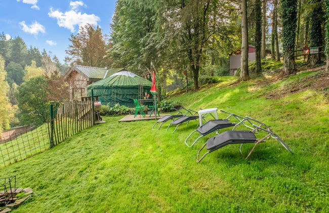 Lively Holiday Home With Garden - Foto 25