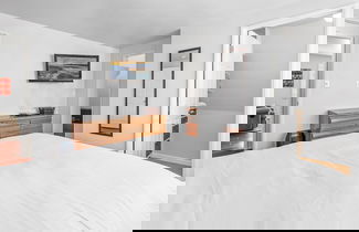 Foto 2 - The Rock House