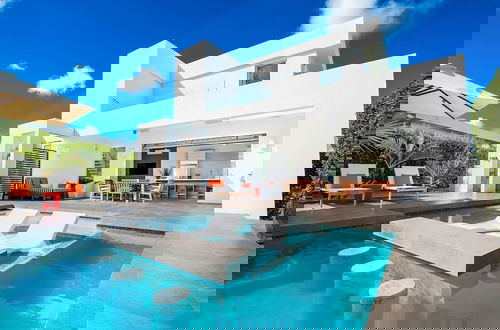 Photo 13 - 2bdr Oceanside Vacation Villa, Hotel Amenities v3