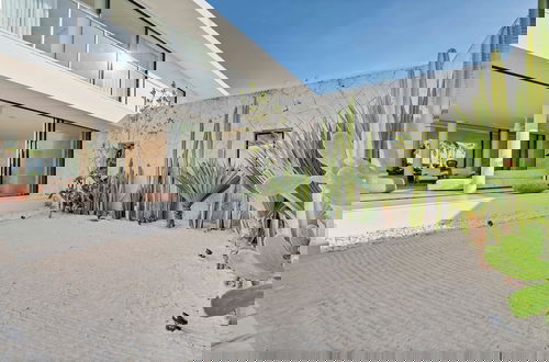 Photo 14 - Magnificent 5BR Modern Tropical Villa With Pool