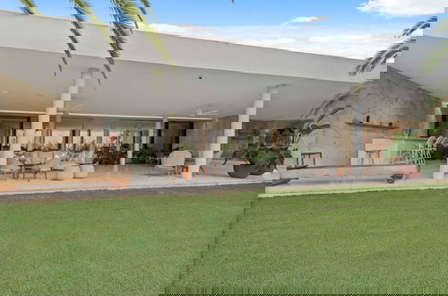 Photo 73 - Magnificent 5BR Modern Tropical Villa With Pool