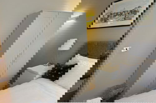 Foto 5 - Extremely Central Quartermile Apartment Near Castle and University