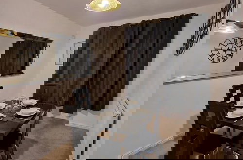 Foto 9 - Stylish Pet Friendly 3 Bedroom House in Manchester