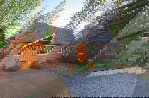 Foto 1 - Dancing Bear Cabin Pet Friendly, Sleeps 4, Totally Cute!