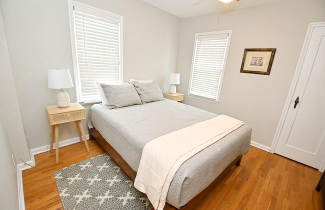 3 Bedroom Home 7 Blocks From ND Firepit 54231 - Photo 5